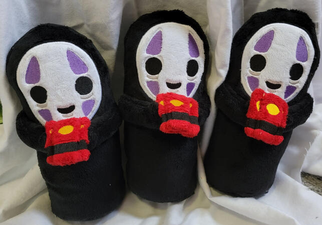 No Face, Pattern and Emb. Files by CholyKnight. Includes Squeaker.